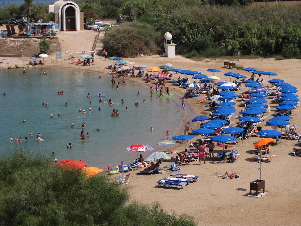 Trident Beach Apartment Protaras Eksteriør billede