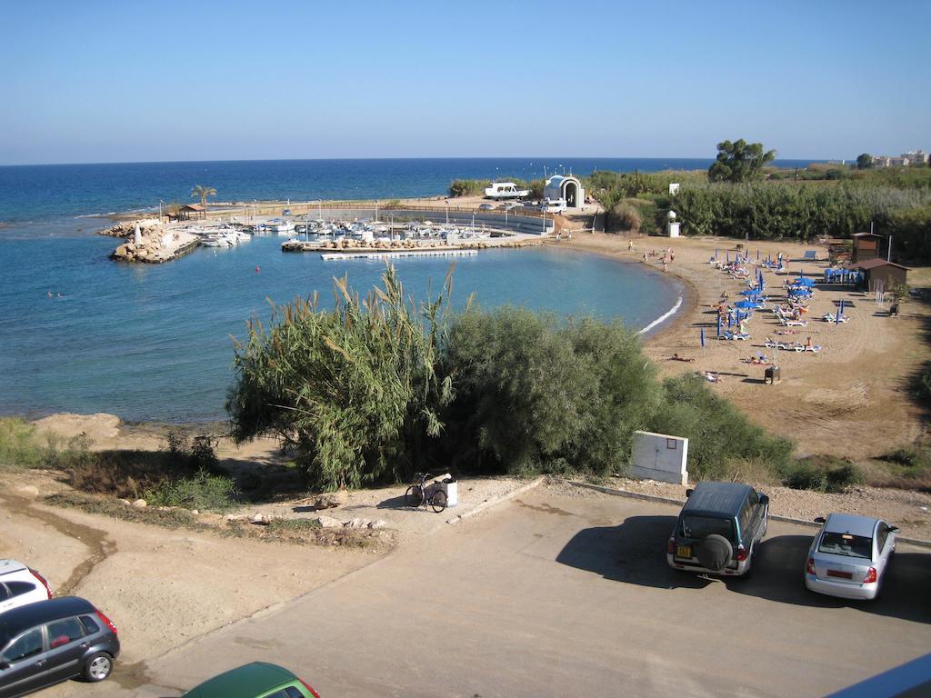 Trident Beach Apartment Protaras Eksteriør billede